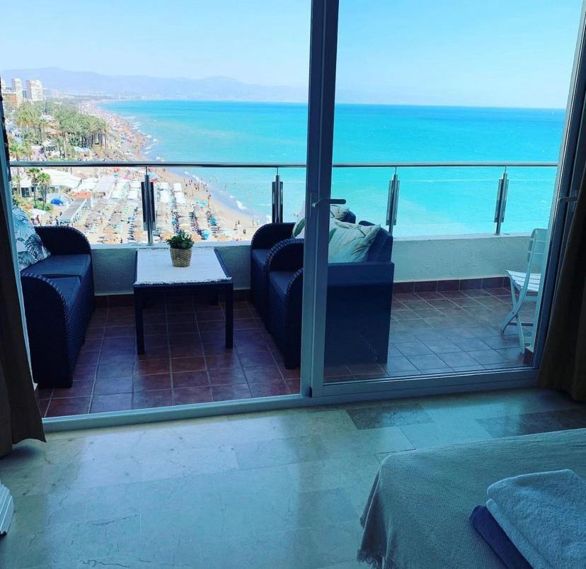 Amazing Frontline Sea Views Studio Apartment Castillo Del Vigia Torremolinos Buitenkant foto