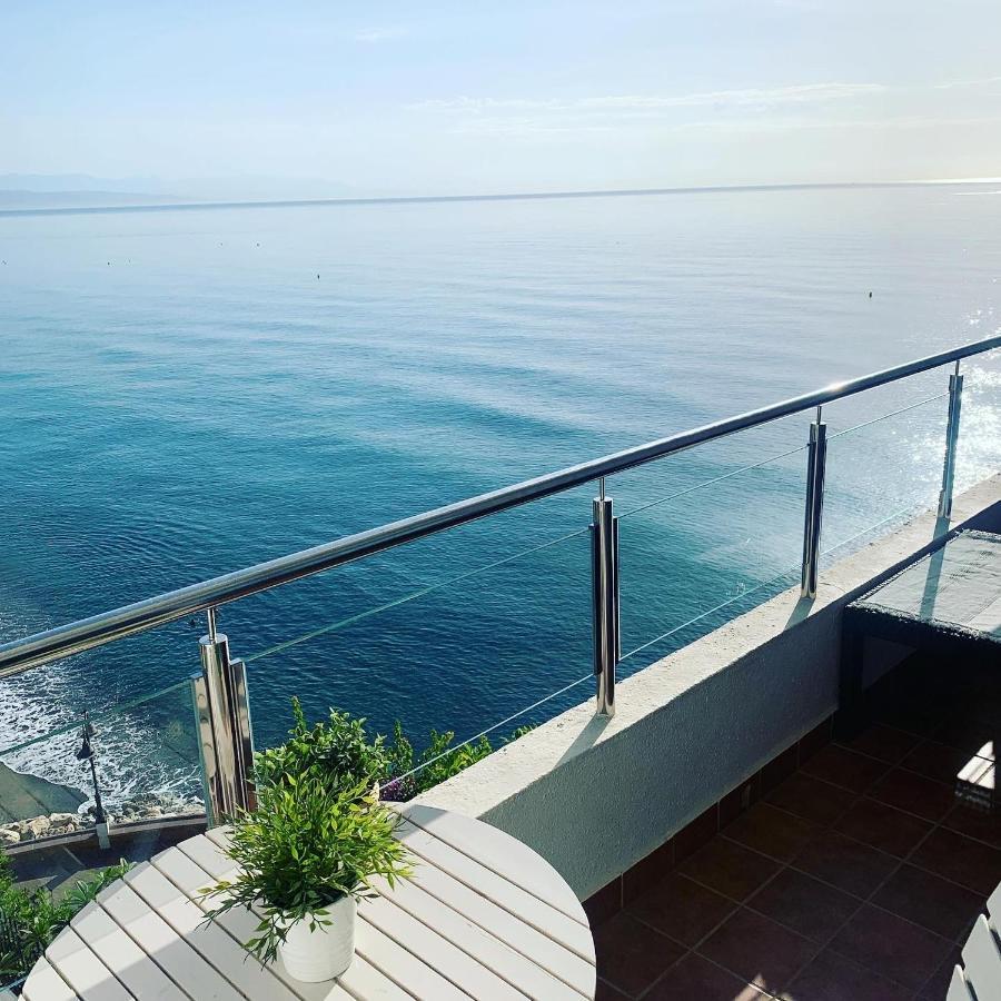 Amazing Frontline Sea Views Studio Apartment Castillo Del Vigia Torremolinos Buitenkant foto