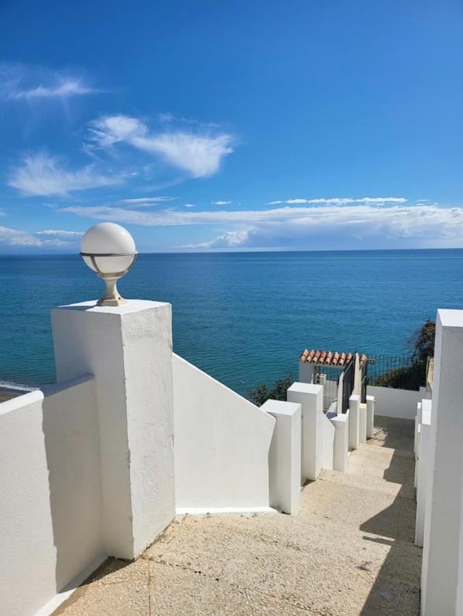 Amazing Frontline Sea Views Studio Apartment Castillo Del Vigia Torremolinos Buitenkant foto