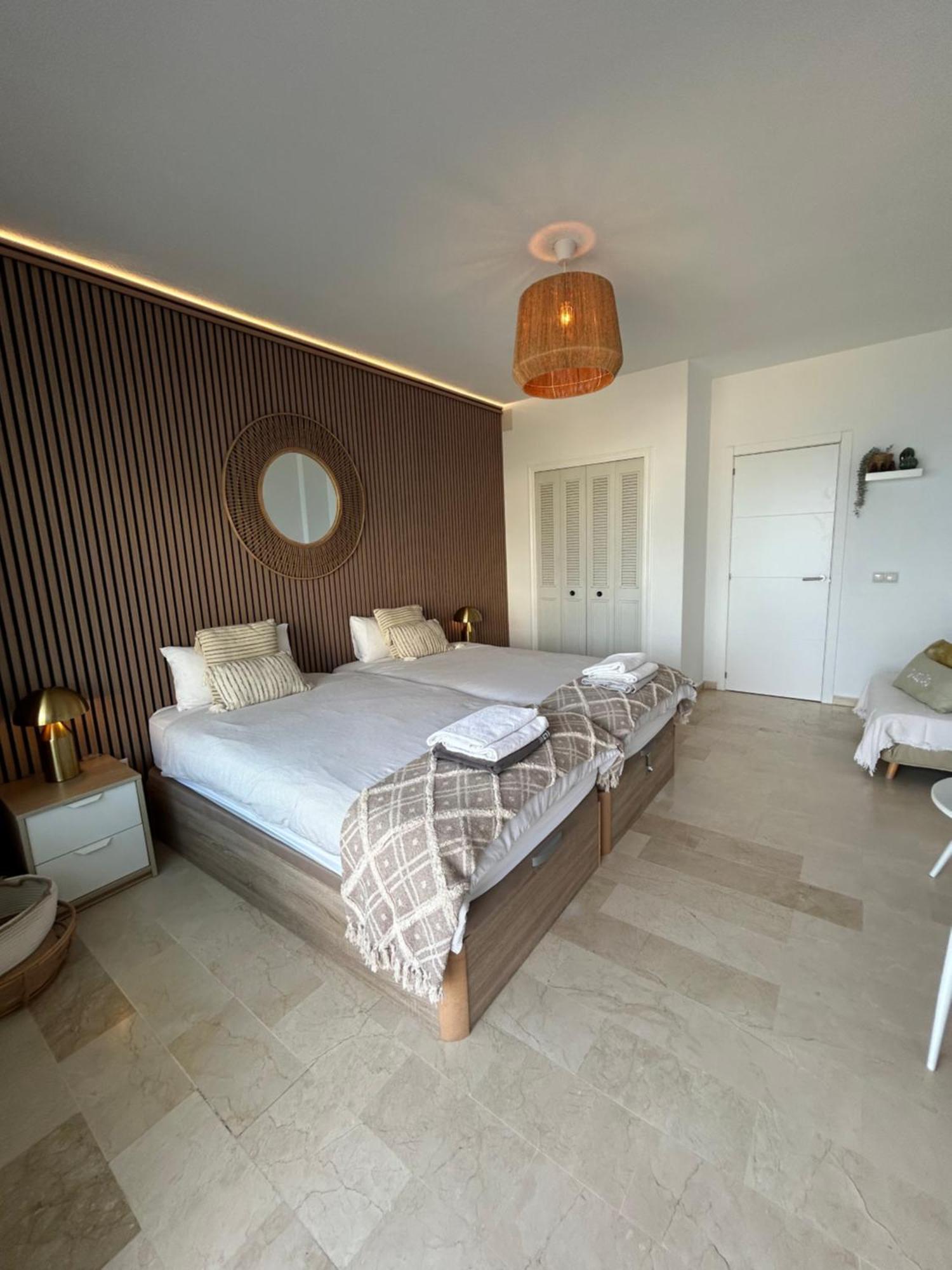 Amazing Frontline Sea Views Studio Apartment Castillo Del Vigia Torremolinos Buitenkant foto